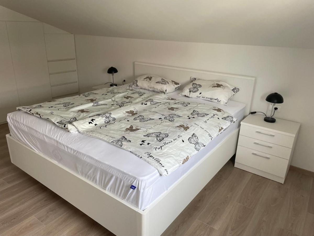 Penthouse Sunset Apartment Медулин Екстериор снимка
